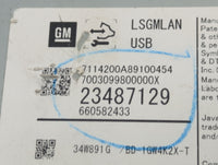 2015 Gmc Yukon Radio AM FM Cd Player Receiver Replacement P/N:23487129 Fits OEM Used Auto Parts - Oemusedautoparts1.com
