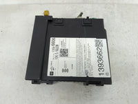 2015 Gmc Yukon Radio AM FM Cd Player Receiver Replacement P/N:13596606 Fits OEM Used Auto Parts - Oemusedautoparts1.com