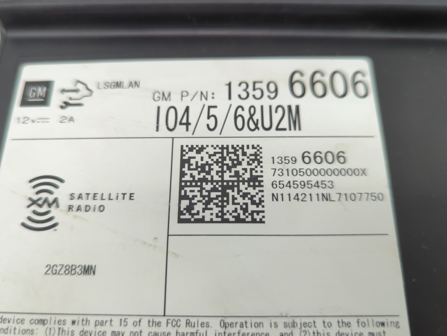 2015 Gmc Yukon Radio AM FM Cd Player Receiver Replacement P/N:13596606 Fits OEM Used Auto Parts - Oemusedautoparts1.com