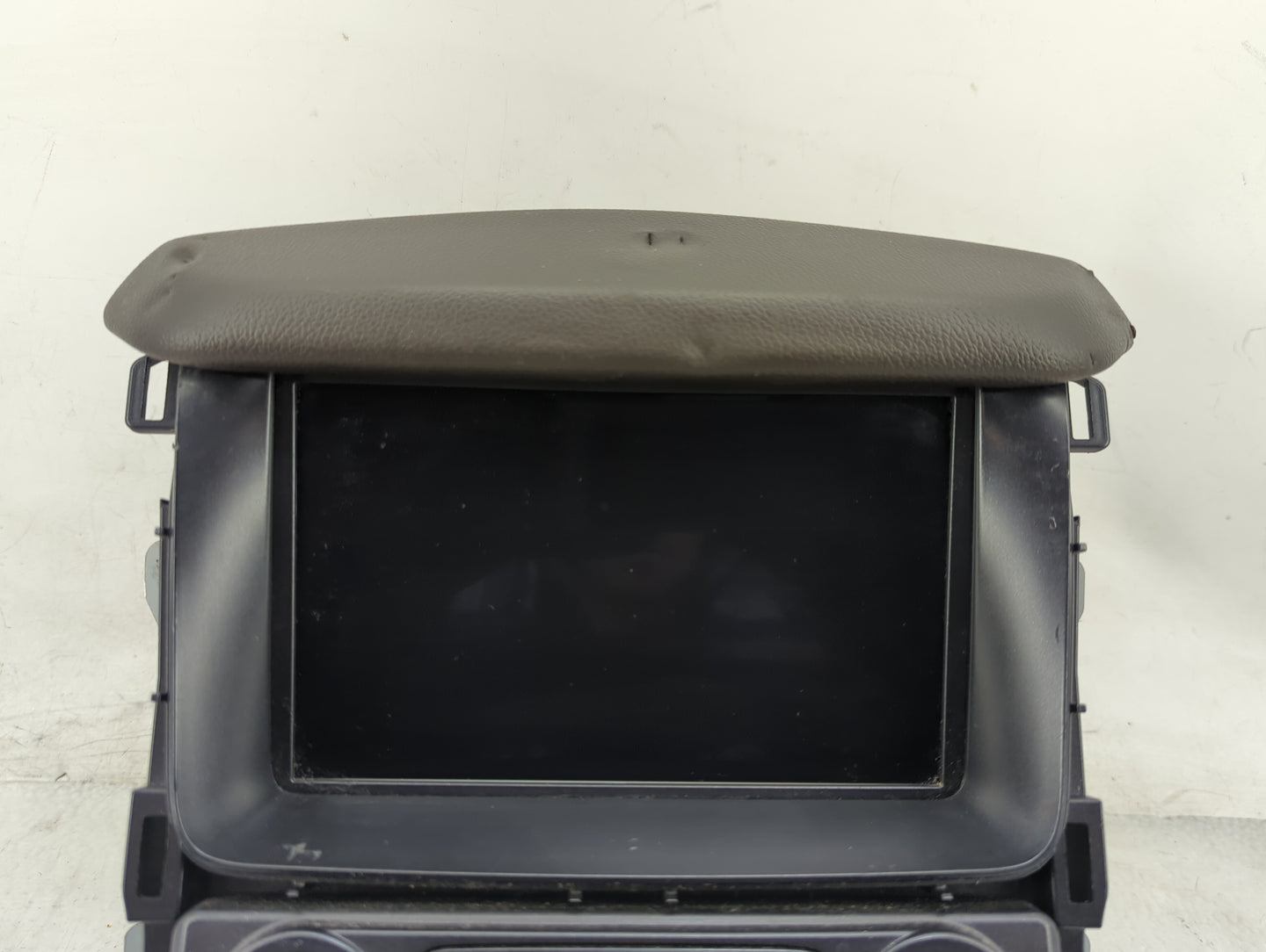 2015 Gmc Yukon Radio AM FM Cd Player Receiver Replacement P/N:23278777 815372982 Fits OEM Used Auto Parts - Oemusedautoparts