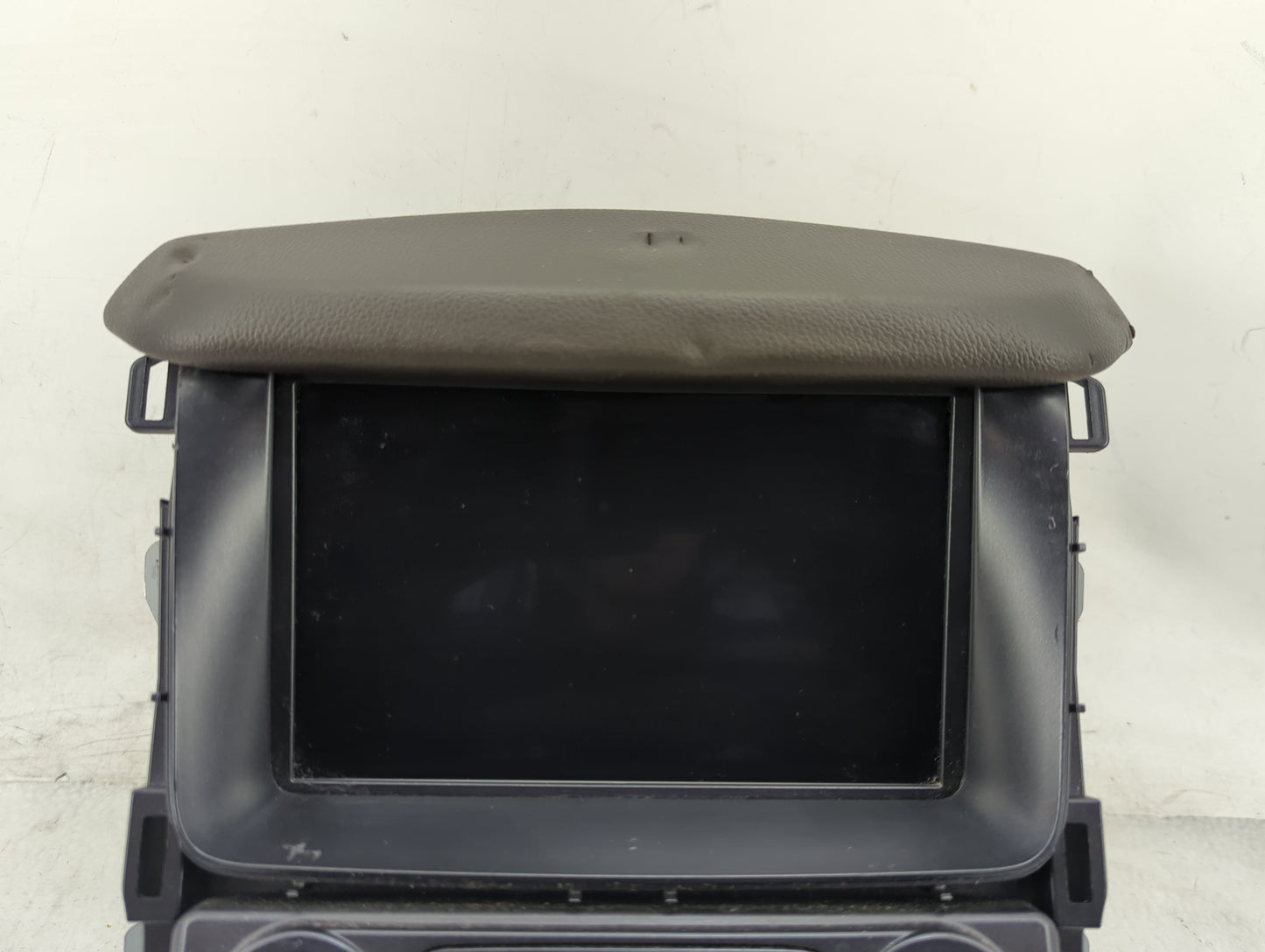 2015 Gmc Yukon Radio AM FM Cd Player Receiver Replacement P/N:23278777 815372982 Fits OEM Used Auto Parts - Oemusedautoparts