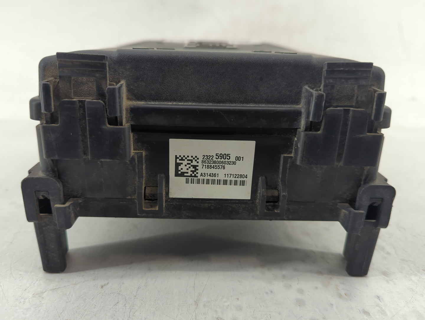 2015-2020 Gmc Yukon Fusebox Fuse Box Panel Relay Module Fits Fits 2015 2016 2017 2018 2019 2020 OEM Used Auto Parts - Oemuse