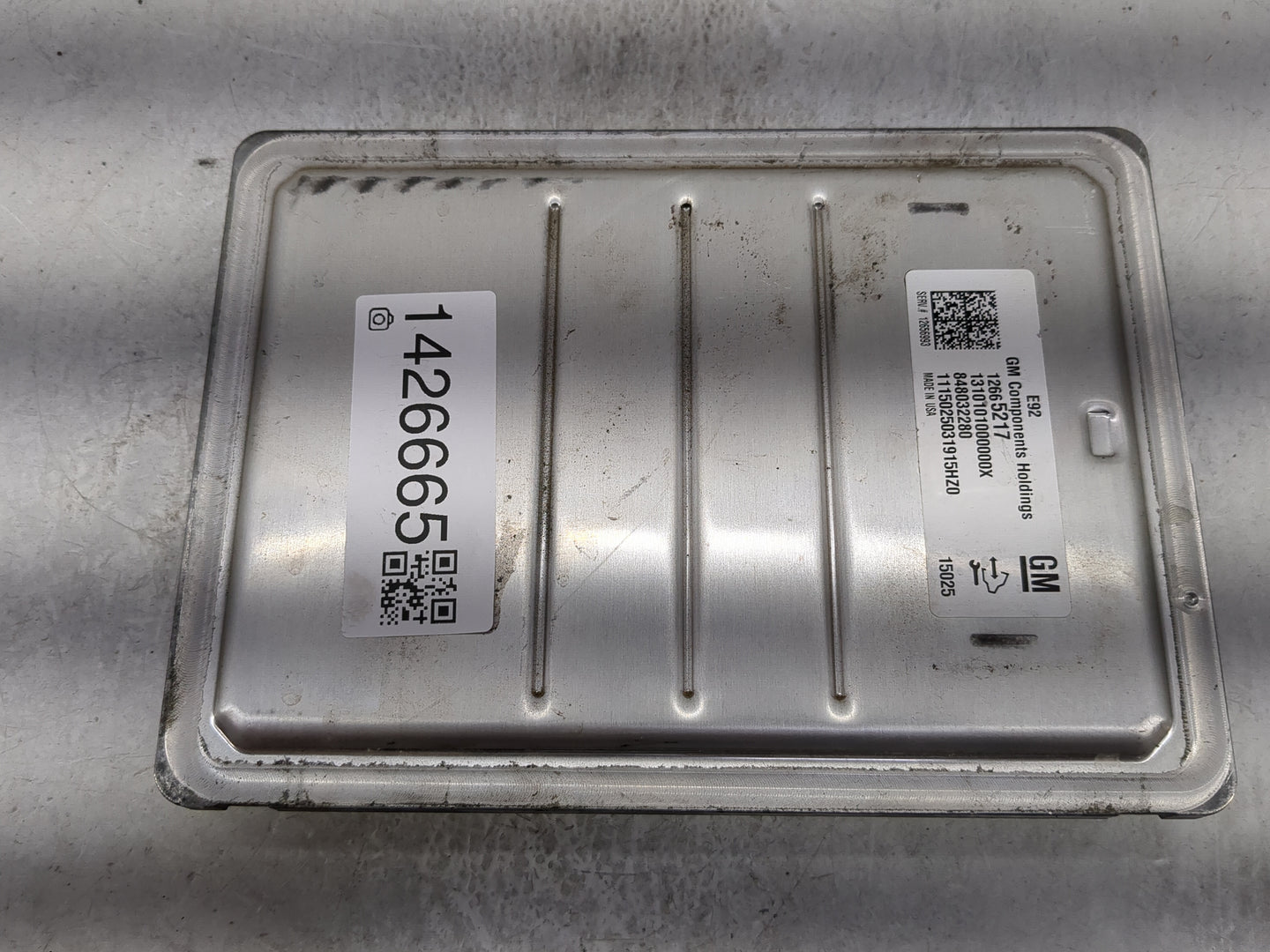 2015-2016 Gmc Yukon PCM Engine Control Computer ECU ECM PCU OEM P/N:12665217 848032280 Fits Fits 2014 2015 2016 OEM Used Aut