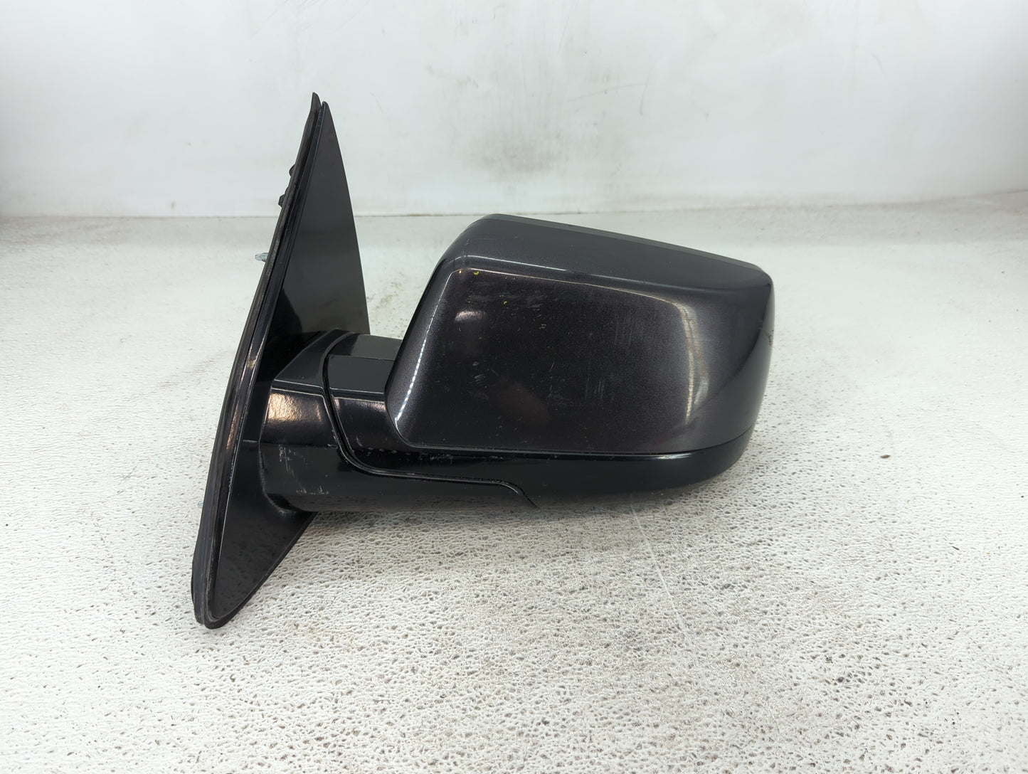 2015-2020 Gmc Yukon Driver Side View Mirror - Left Door Mirror OEM Used - Oemusedautoparts1.com