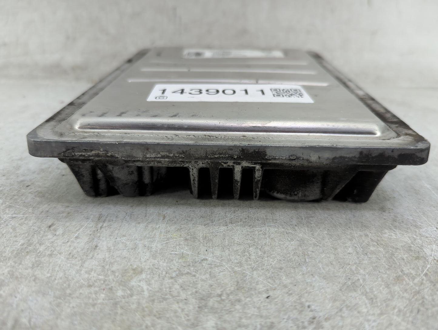 2015-2016 Gmc Yukon PCM Engine Control Computer ECU ECM PCU OEM P/N:12671326 12669318 Fits Fits 2014 2015 2016 OEM Used Auto