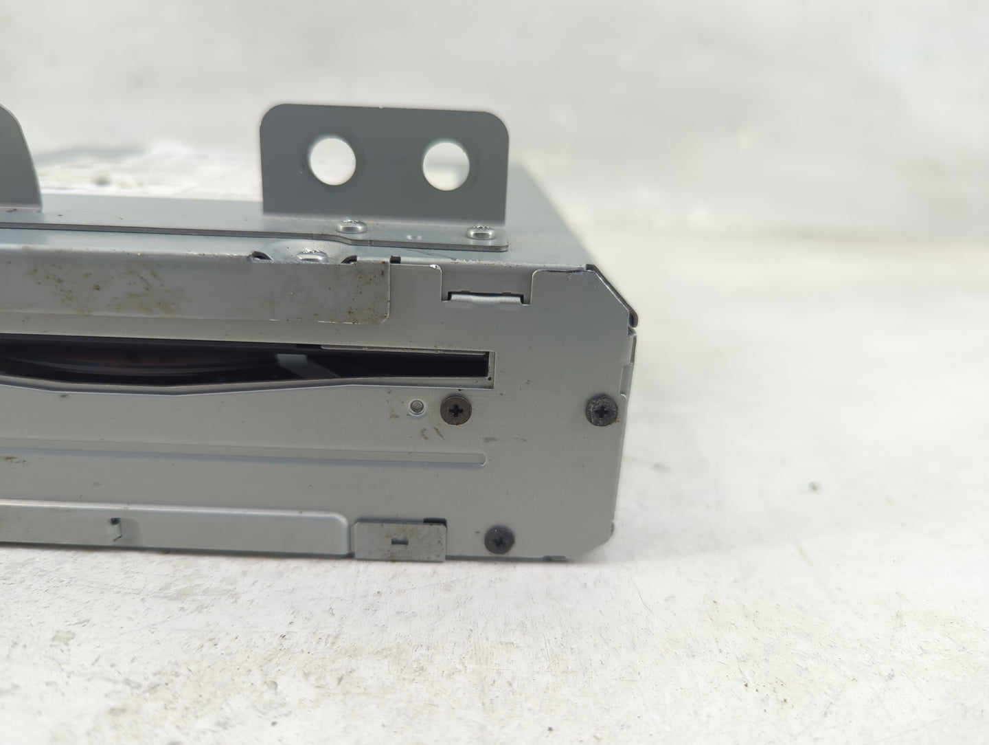 2015 Gmc Yukon Radio AM FM Cd Player Receiver Replacement P/N:23487132 Fits Fits 2013 2014 OEM Used Auto Parts - Oemusedauto
