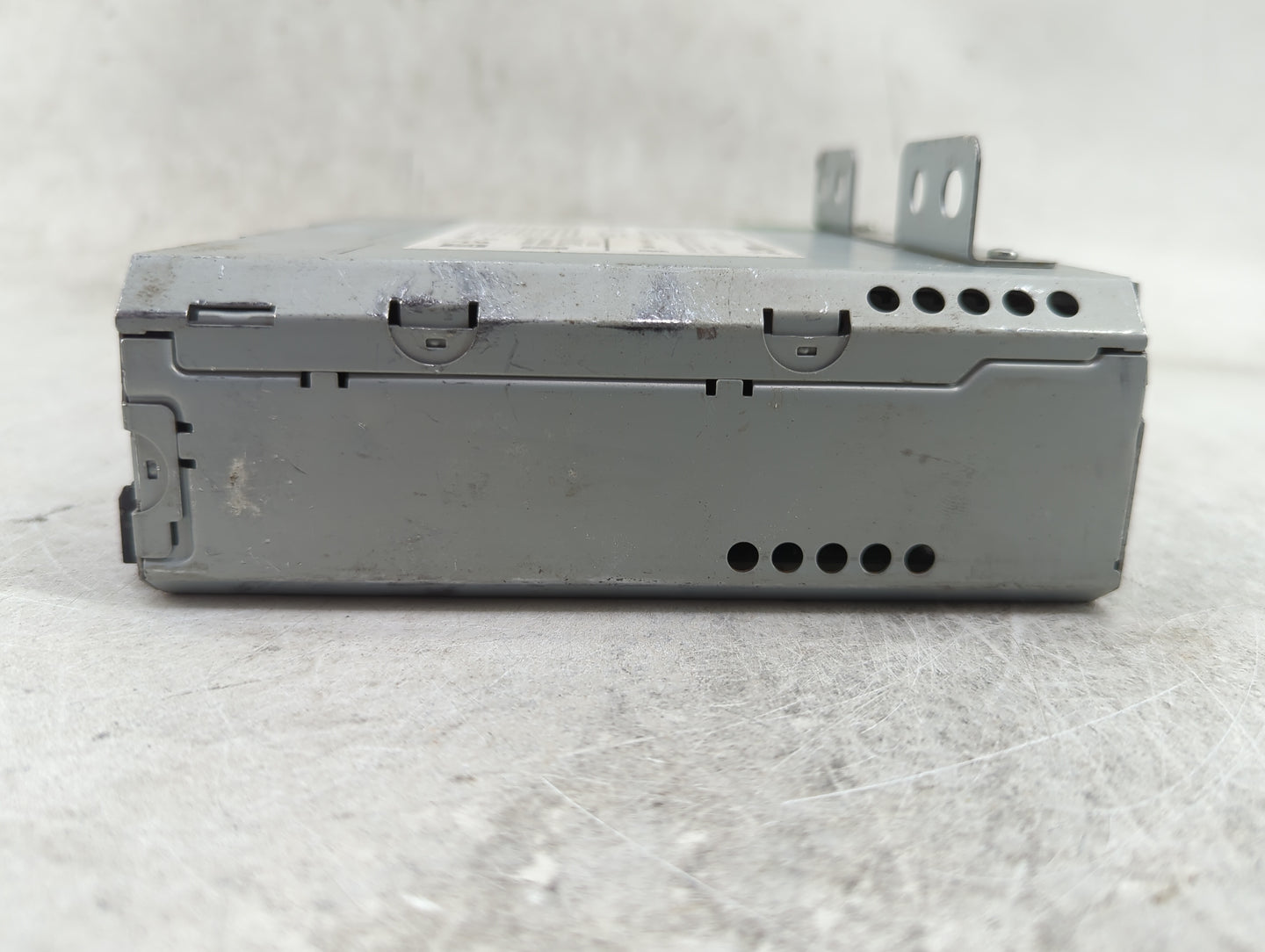 2015 Gmc Yukon Radio AM FM Cd Player Receiver Replacement P/N:23487129 7114048A89100276, 700309980000X, 660582433 Fits Fits 