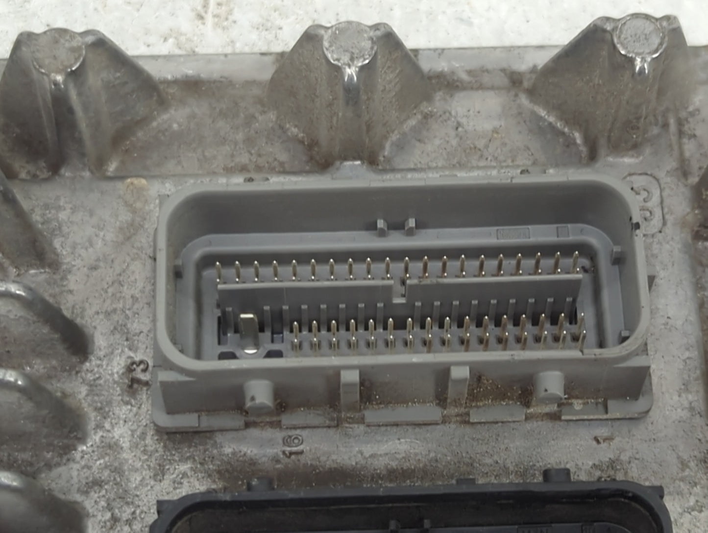 2015-2016 Gmc Yukon PCM Engine Control Computer ECU ECM PCU OEM P/N:12663437 Fits Fits 2014 2015 2016 OEM Used Auto Parts - 