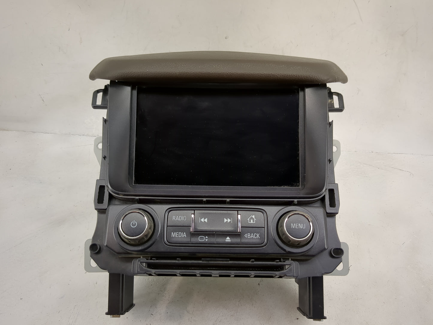 2015 Gmc Yukon Radio AM FM Cd Player Receiver Replacement P/N:19376 Fits OEM Used Auto Parts - Oemusedautoparts1.com