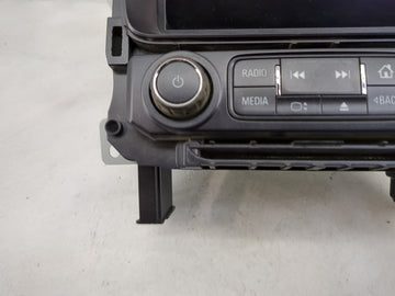 2015 Gmc Yukon Radio AM FM Cd Player Receiver Replacement P/N:19376 Fits OEM Used Auto Parts