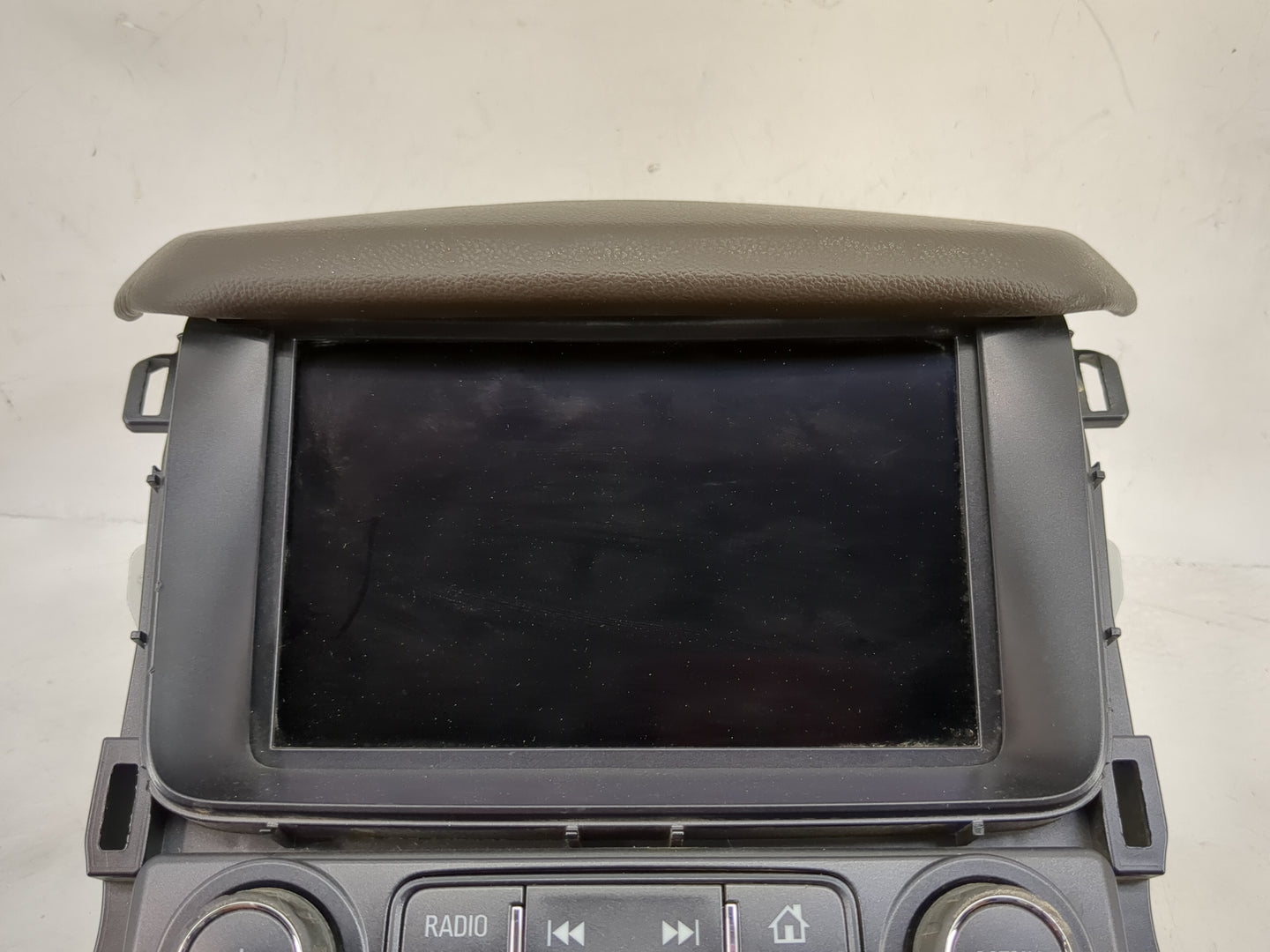 2015 Gmc Yukon Radio AM FM Cd Player Receiver Replacement P/N:19376 Fits OEM Used Auto Parts - Oemusedautoparts1.com
