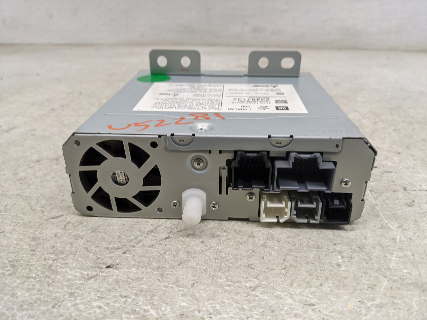 2015 Gmc Yukon Radio AM FM Cd Player Receiver Replacement P/N:23487132 7115117A92100128, 70030998000000X, 34W921D Fits OEM U