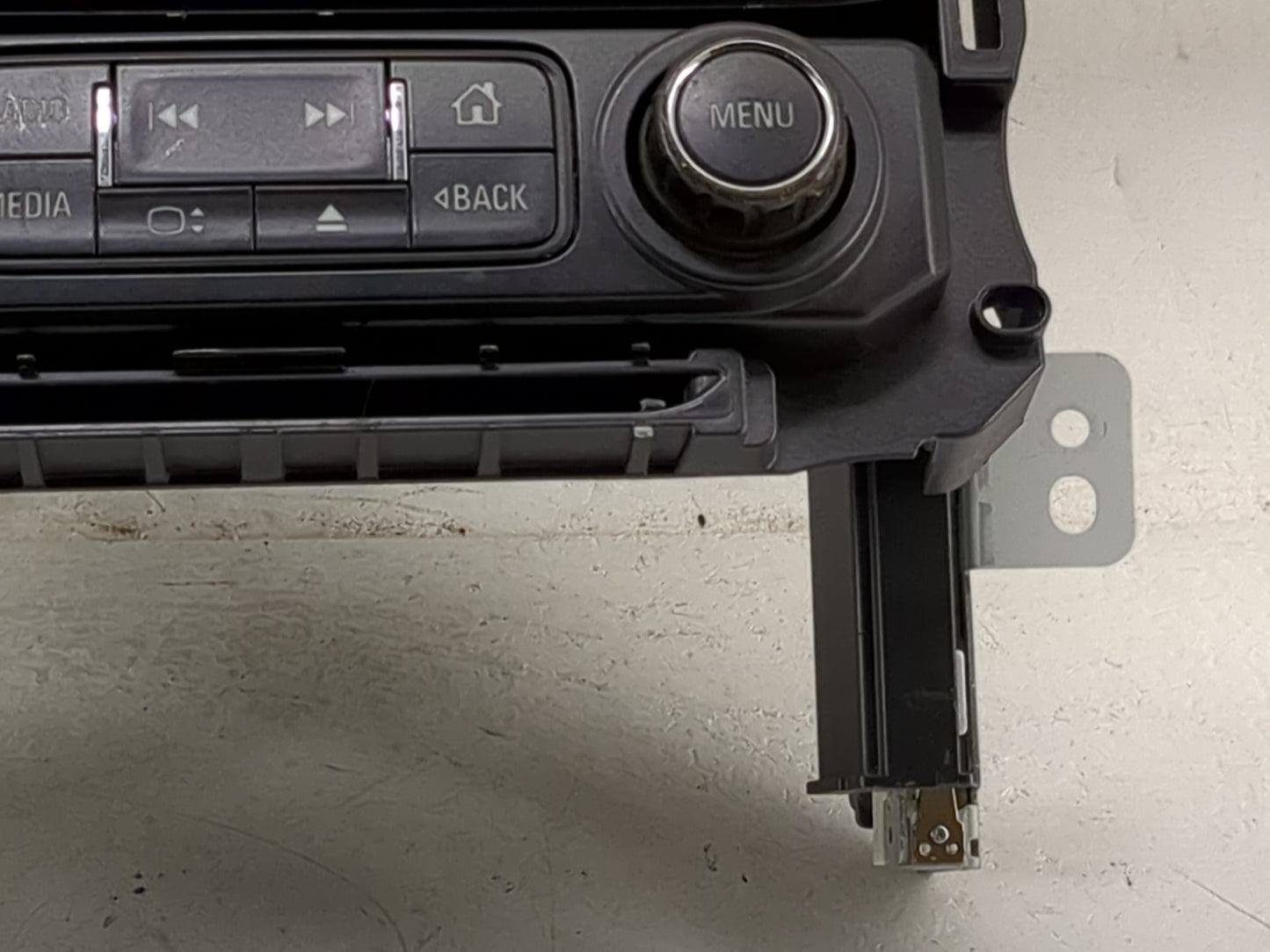 2015 Gmc Yukon Radio Control Panel - Oemusedautoparts1.com