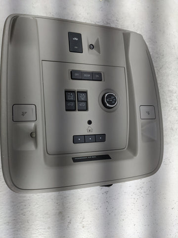 2015-2020 Gmc Yukon Overhead Roof Console Tan 1483373 - Oemusedautoparts1.com