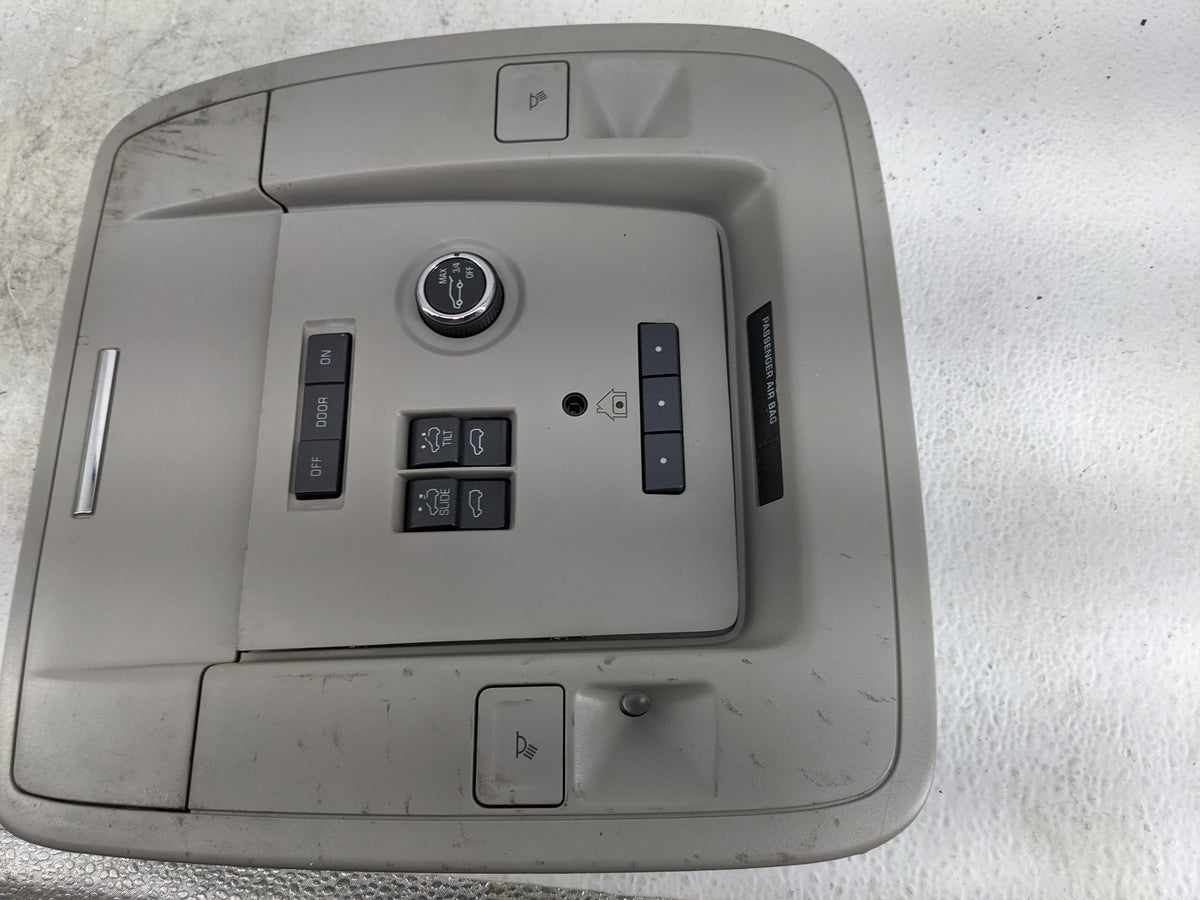 2015-2020 Gmc Yukon Overhead Console W/rear Climate Control Gray 1483374 - Oemusedautoparts1.com