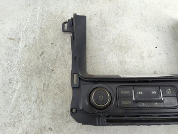 2015-2015 Gmc Yukon Radio Control Panel