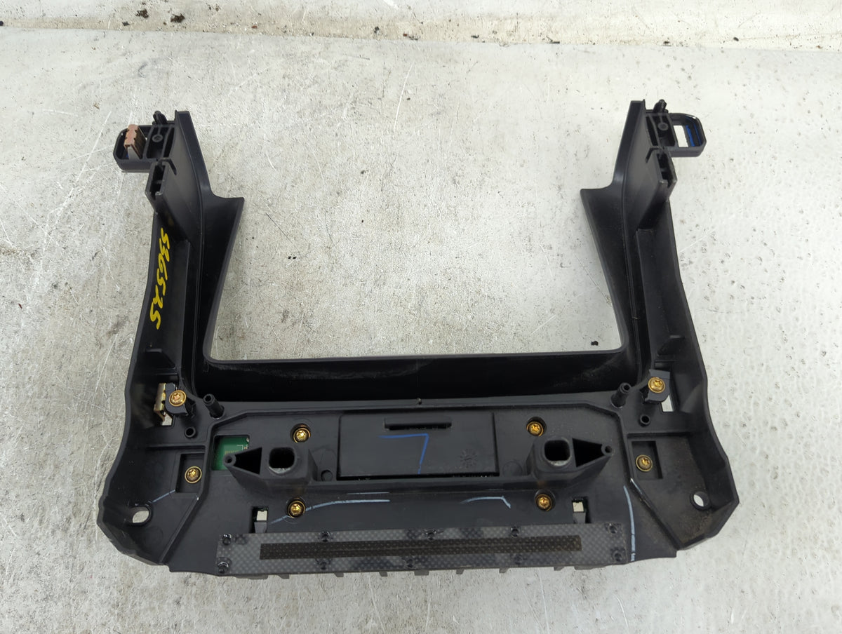 2015-2015 Gmc Yukon Radio Control Panel - Oemusedautoparts1.com