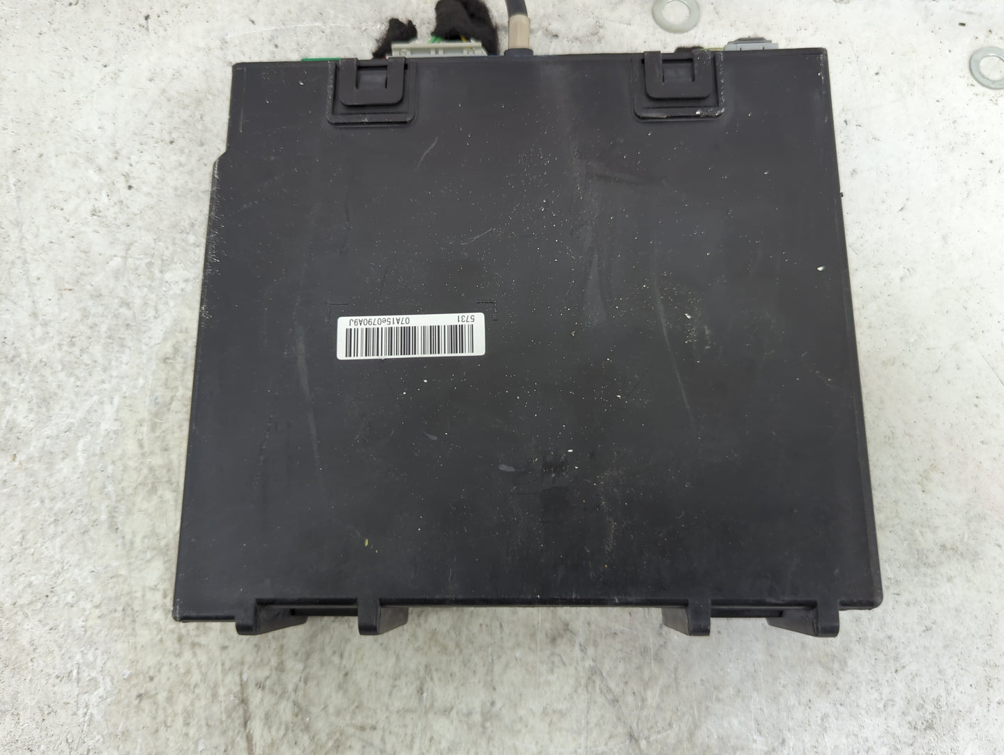 2015 Gmc Yukon Radio AM FM Cd Player Receiver Replacement P/N:13506456 111000-5731A101, NM502590 Fits OEM Used Auto Parts - 
