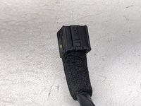 2015-2020 Gmc Yukon Driver Side View Mirror - Left Door Mirror OEM Used - Oemusedautoparts1.com