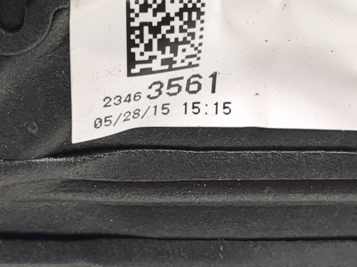 2015-2020 Gmc Yukon Driver Side View Mirror - Left Door Mirror OEM Used - Oemusedautoparts1.com
