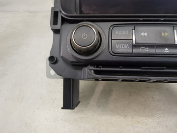 2015 Gmc Yukon Radio AM FM Cd Player Receiver Replacement OEM Used Auto Parts