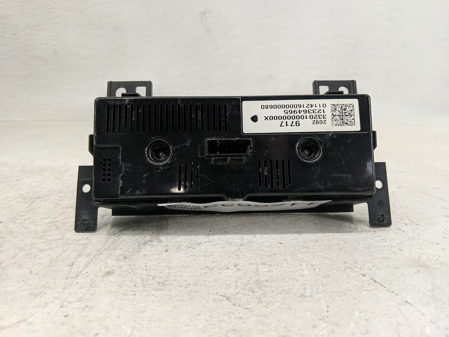 2015 Gmc Yukon Xl Climate Control Module Temperature AC/Heater Replacement P/N:20929717 Fits OEM Used Auto Parts - Oemusedau