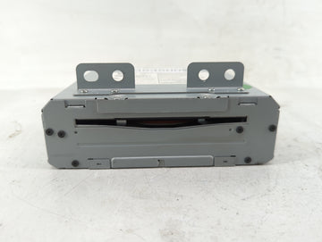 2015 Gmc Yukon Xl Radio AM FM Cd Player Receiver Replacement P/N:23395933 Fits Fits 2014 OEM Used Auto Parts - Oemusedautopa