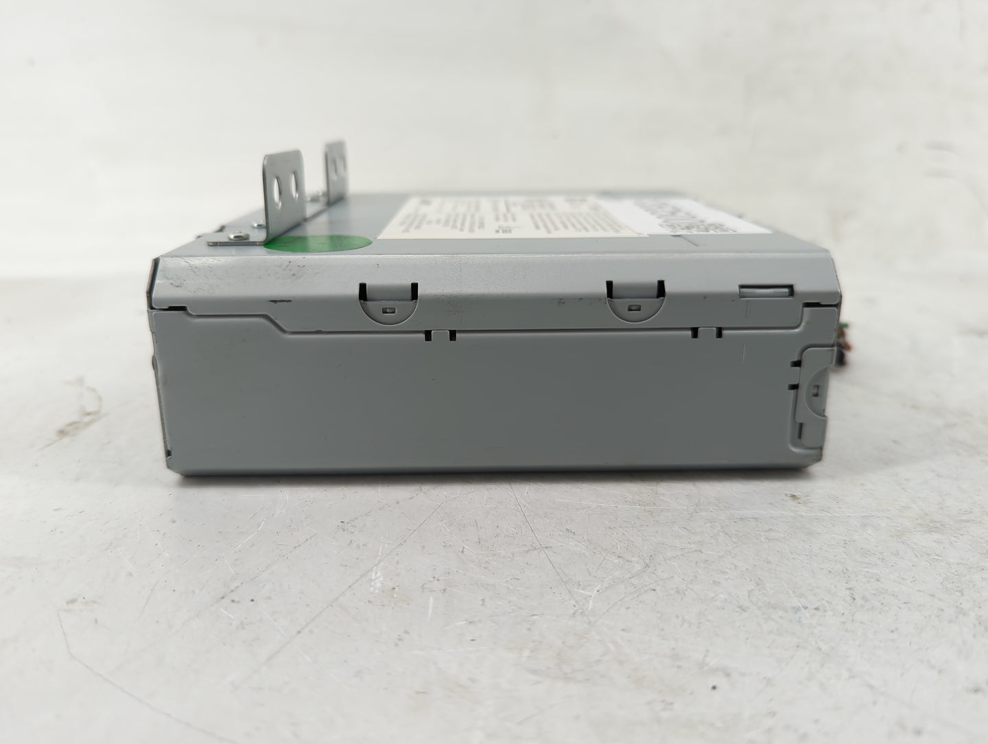 2015 Gmc Yukon Xl Radio AM FM Cd Player Receiver Replacement P/N:23395933 Fits Fits 2014 OEM Used Auto Parts - Oemusedautopa
