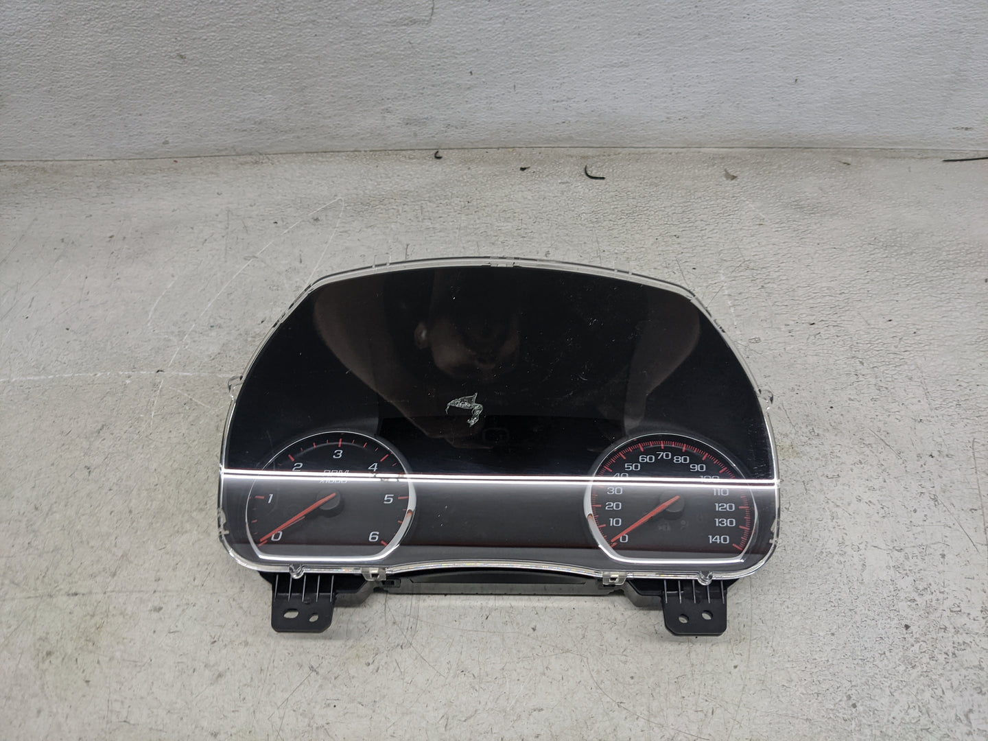 2015 Gmc Yukon Xl Instrument Cluster Speedometer Gauges P/N:81307543Q B11501A372786I7, 9110560000000X Miles: Fits Fits 2016 
