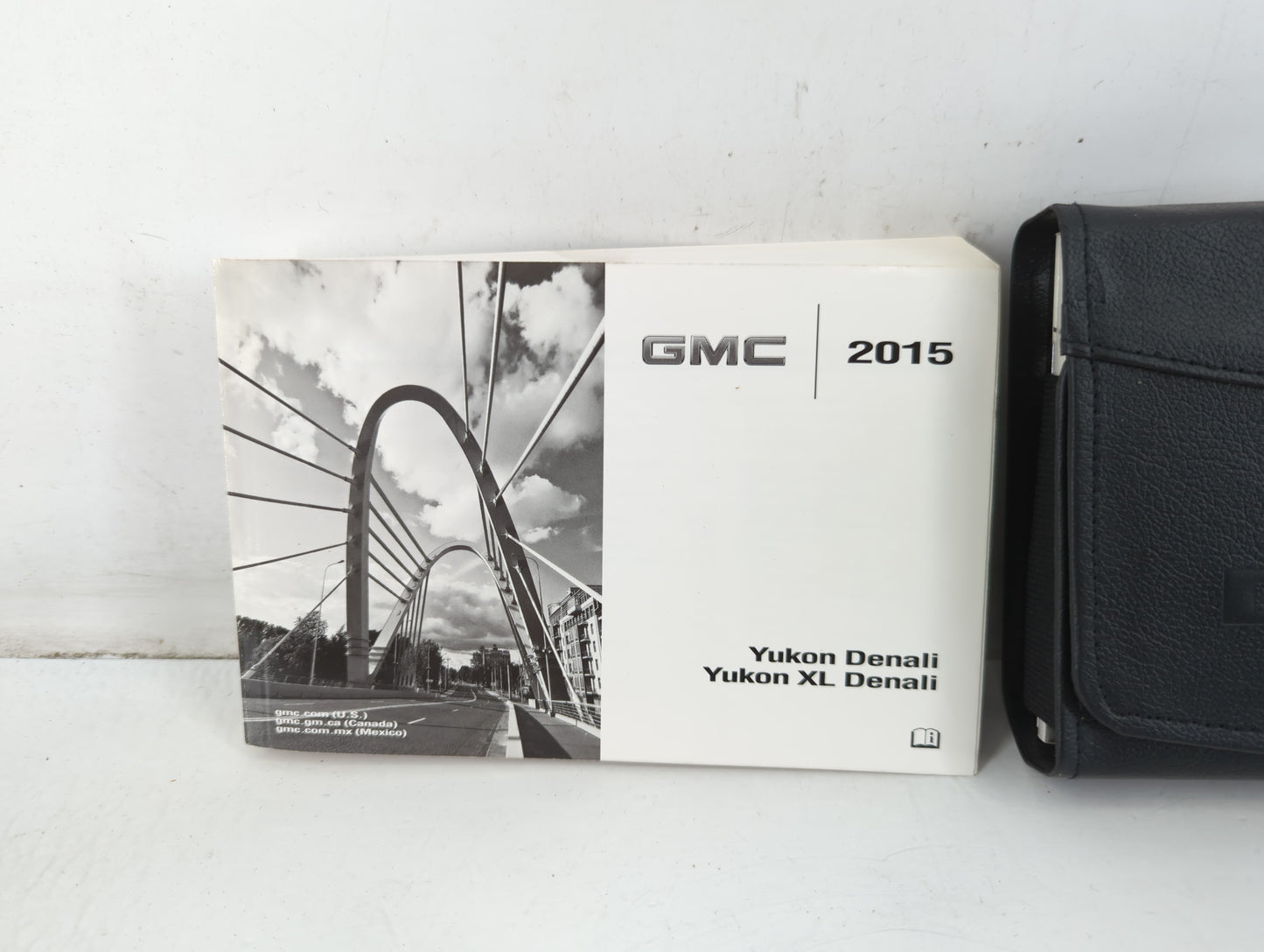 2015 Gmc Yukon Xl Owners Manual Book Guide P/N:22953643 A OEM Used Auto Parts - Oemusedautoparts1.com