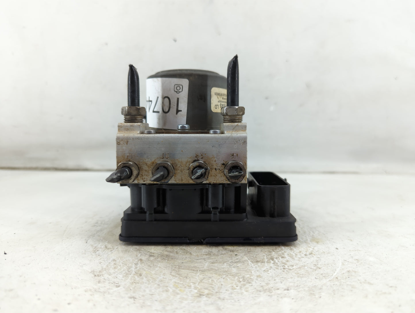 2015 Gmc Yukon Xl 1500 ABS Pump Control Module Replacement P/N:23426045 Fits Fits 2016 2017 2018 OEM Used Auto Parts - Oemus