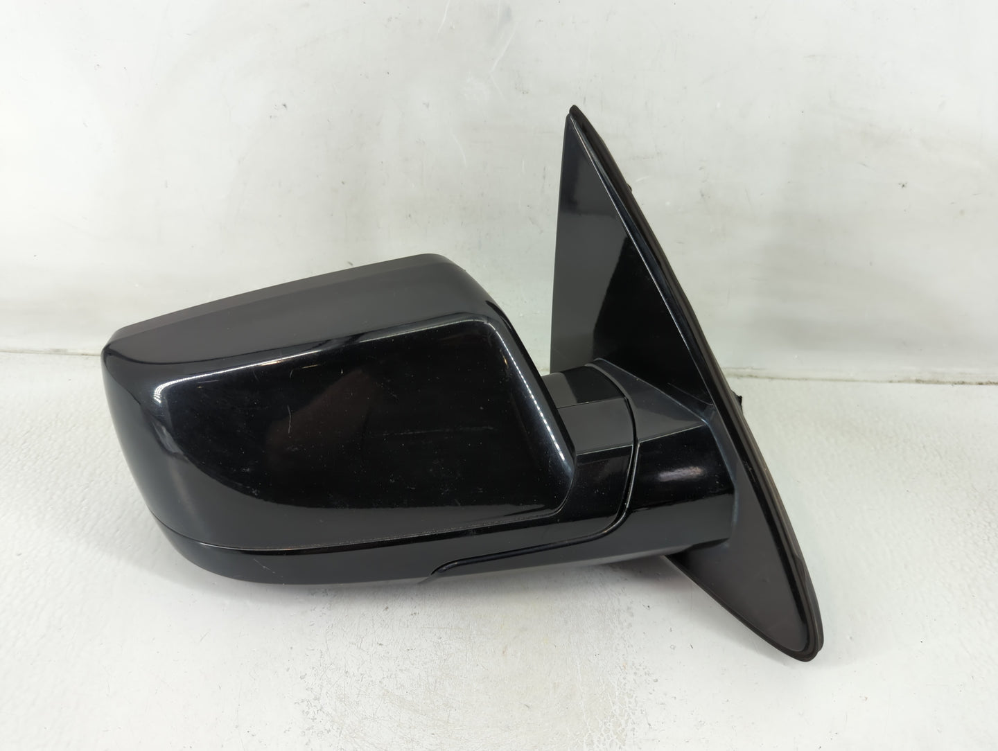 2015 Gmc Yukon Xl 1500 Passenger Side View Mirror - Right Door Mirror OEM Used - Oemusedautoparts1.com