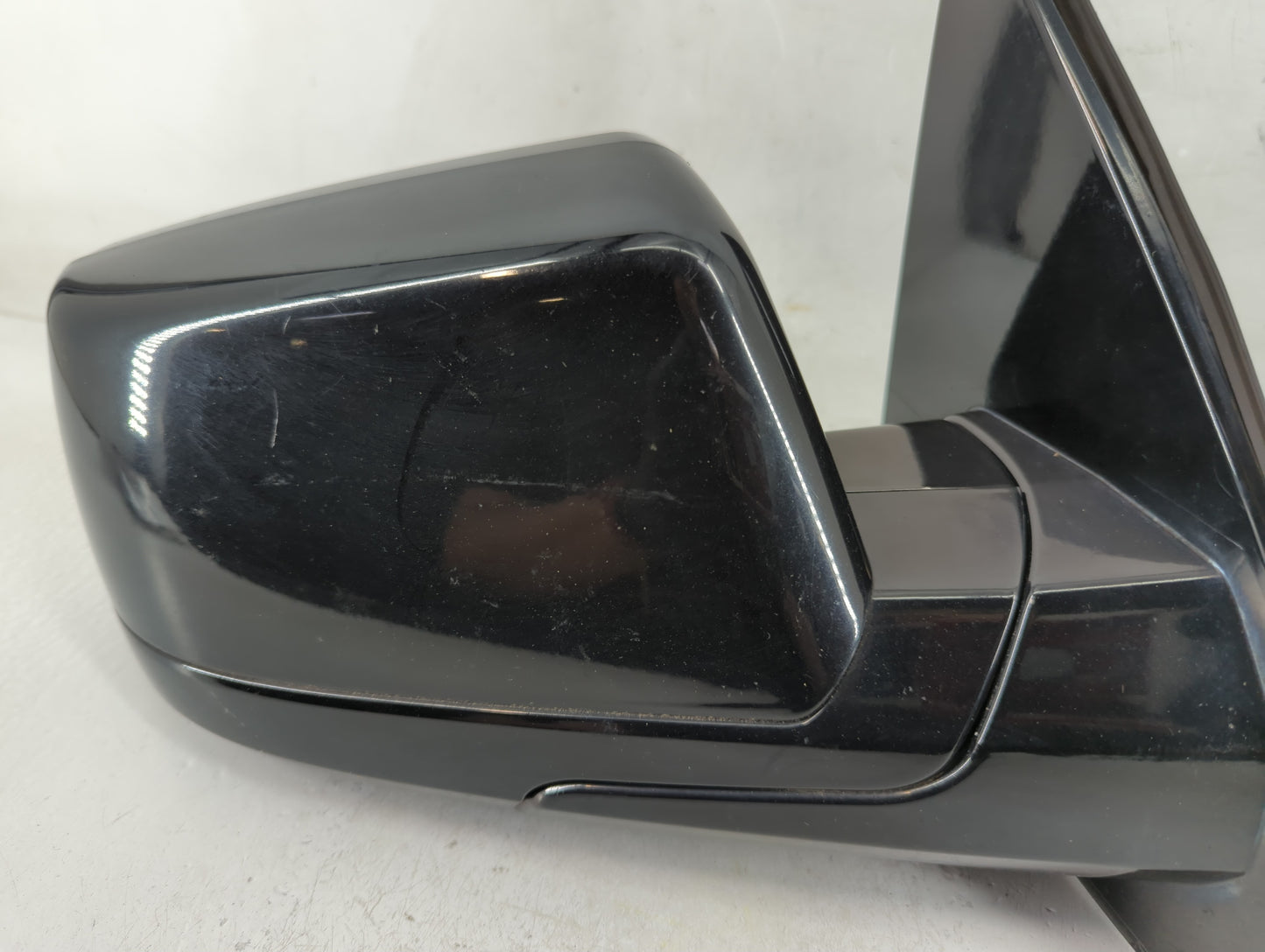 2015 Gmc Yukon Xl 1500 Passenger Side View Mirror - Right Door Mirror OEM Used - Oemusedautoparts1.com