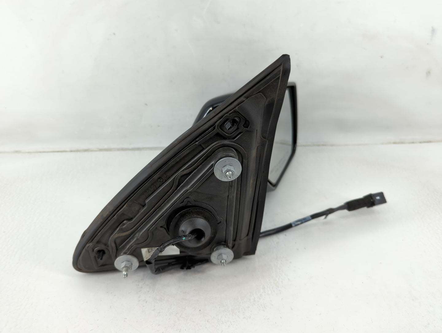 2015 Gmc Yukon Xl 1500 Passenger Side View Mirror - Right Door Mirror OEM Used - Oemusedautoparts1.com
