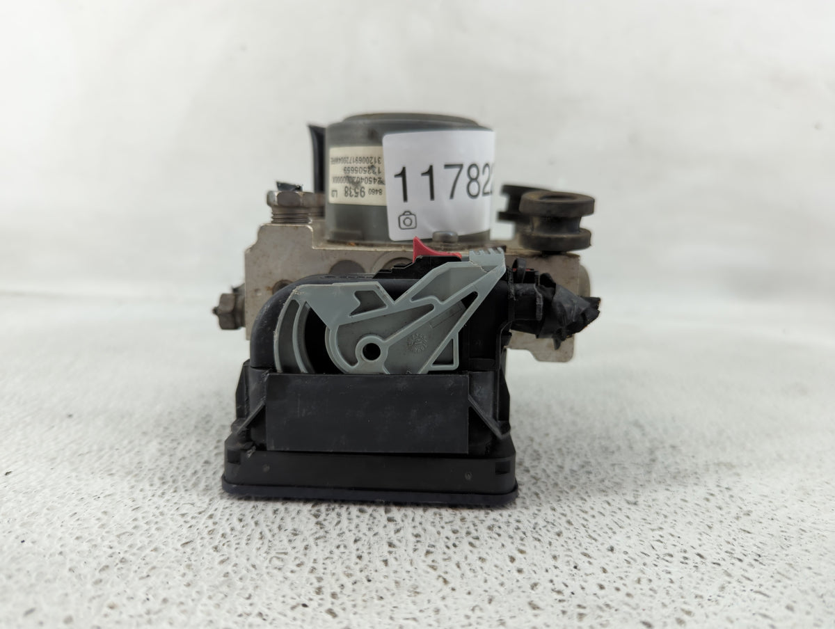 2015 Gmc Yukon Xl 1500 Anti-Lock Brake ABS Pump Module Actuator OEM P/N:23426045 23426045LD Fits Fits 2016 2017 2018 OEM Use