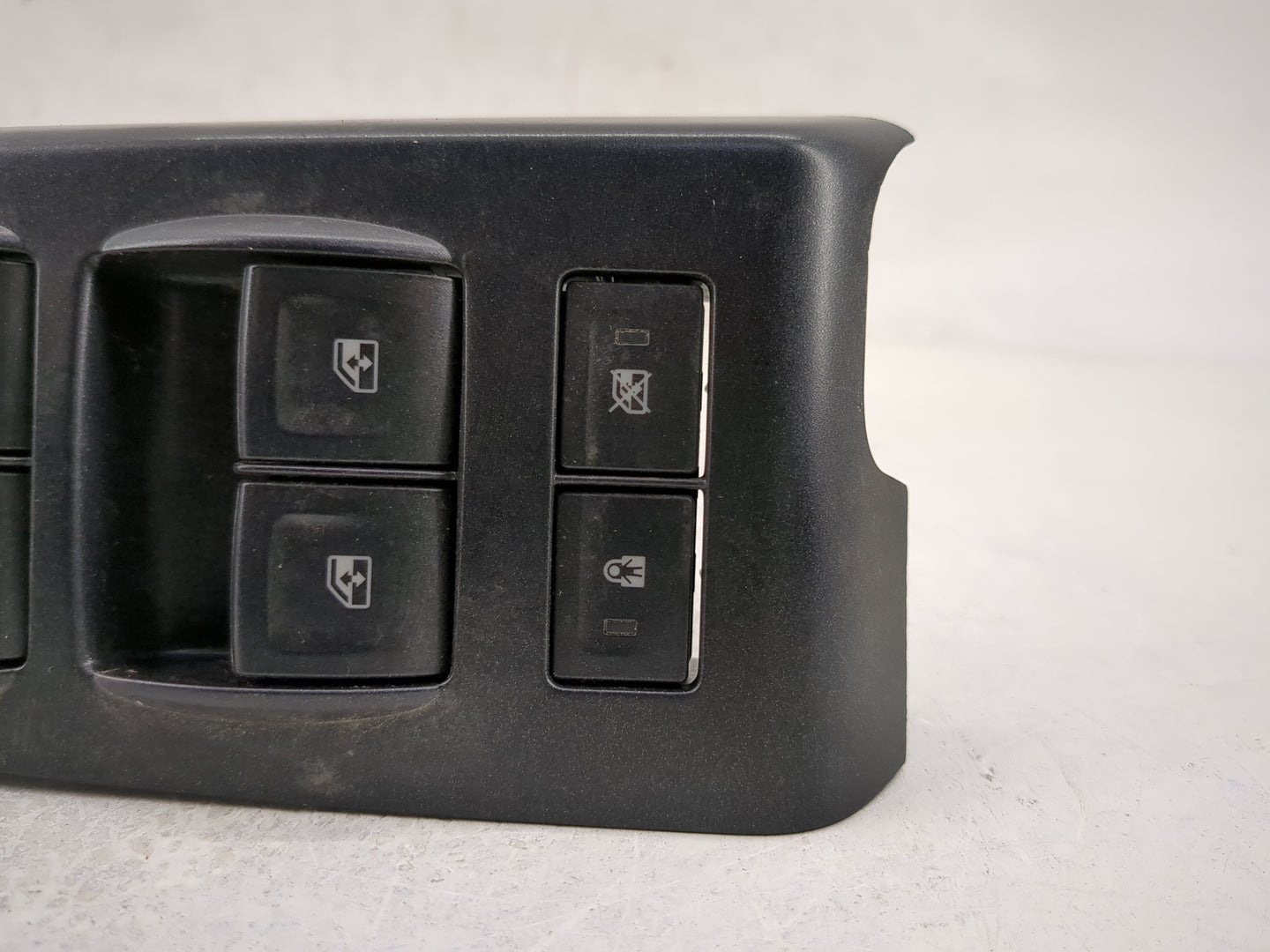 2015 Gmc Yukon Xl 1500 Master Power Window Switch Replacement Driver Side Left P/N:B066EA10 23488411 Fits OEM Used Auto Part