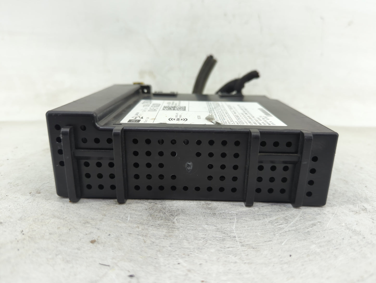 2015 Gmc Yukon Xl 1500 Radio AM FM Cd Player Receiver Replacement P/N:13592804 Fits Fits 2013 2014 OEM Used Auto Parts - Oem