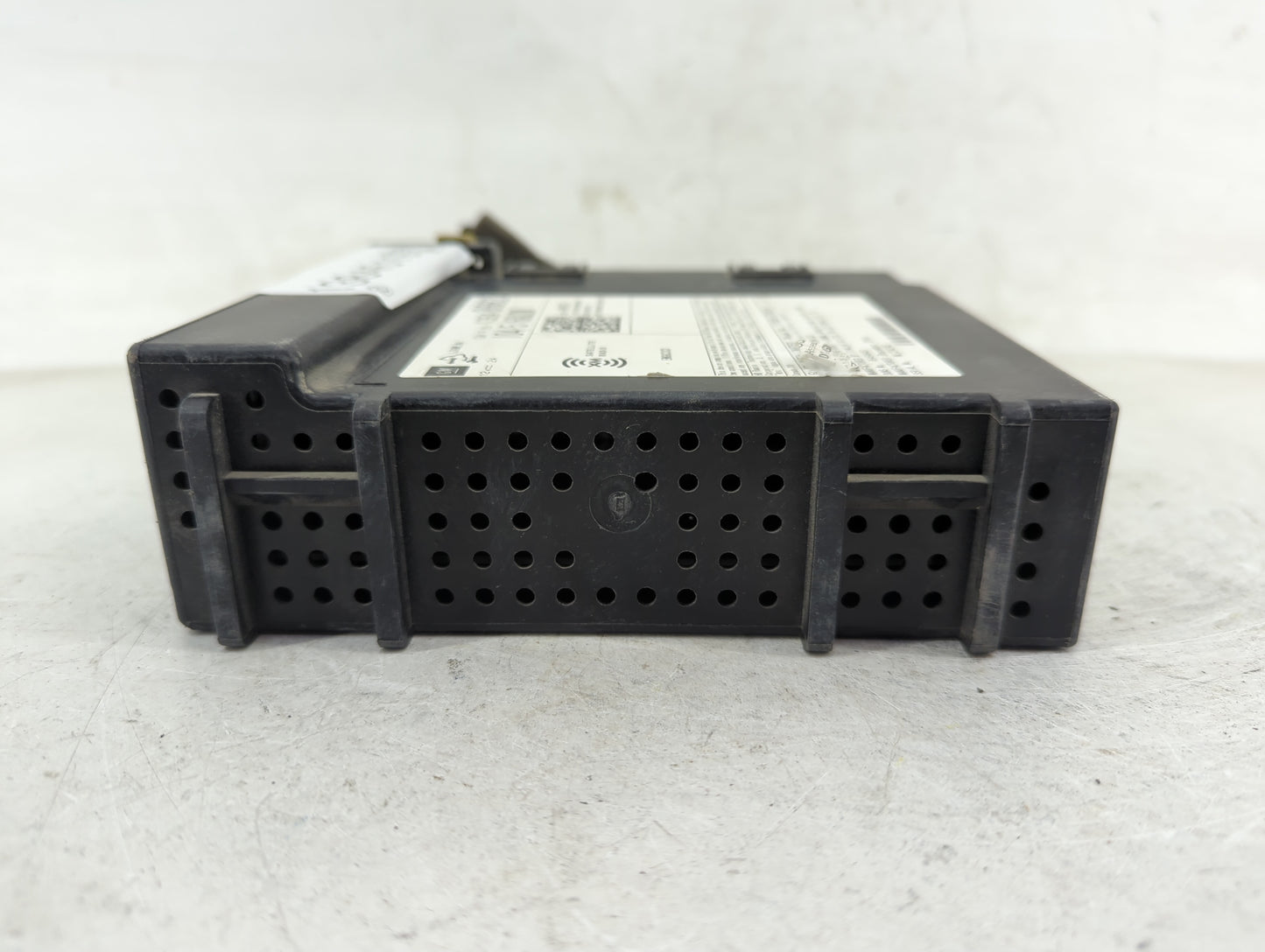 2015 Gmc Yukon Xl 1500 Radio AM FM Cd Player Receiver Replacement P/N:654595453 13598663 Fits OEM Used Auto Parts - Oemuseda