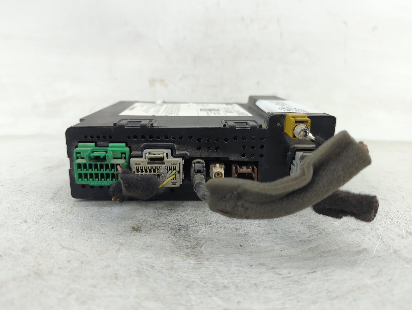 2015 Gmc Yukon Xl 1500 Radio AM FM Cd Player Receiver Replacement P/N:654595453 13598663 Fits OEM Used Auto Parts - Oemuseda
