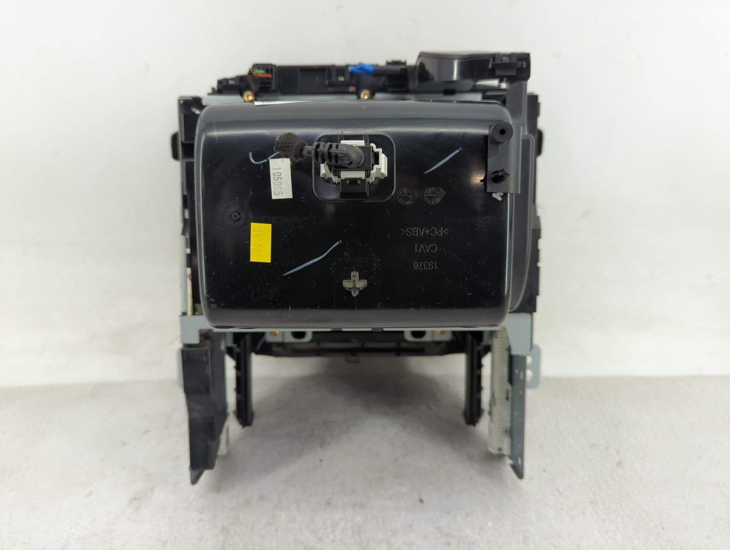 2015 Gmc Yukon Xl 1500 Radio AM FM Cd Player Receiver Replacement P/N:815372982 23278777 Fits Fits 2013 2014 OEM Used Auto P