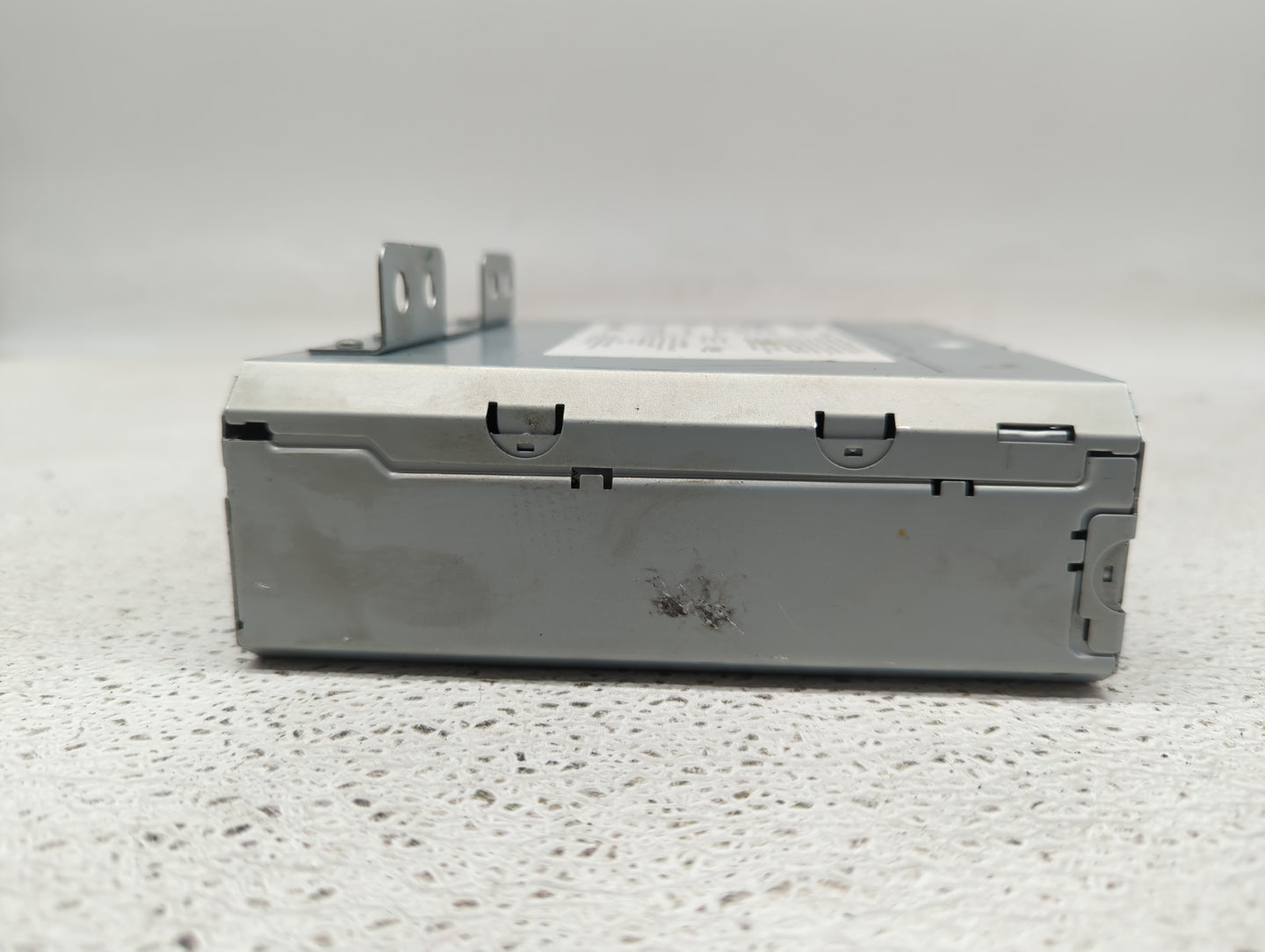 2015 Gmc Yukon Xl 1500 Radio AM FM Cd Player Receiver Replacement P/N:23487132 Fits OEM Used Auto Parts - Oemusedautoparts1.