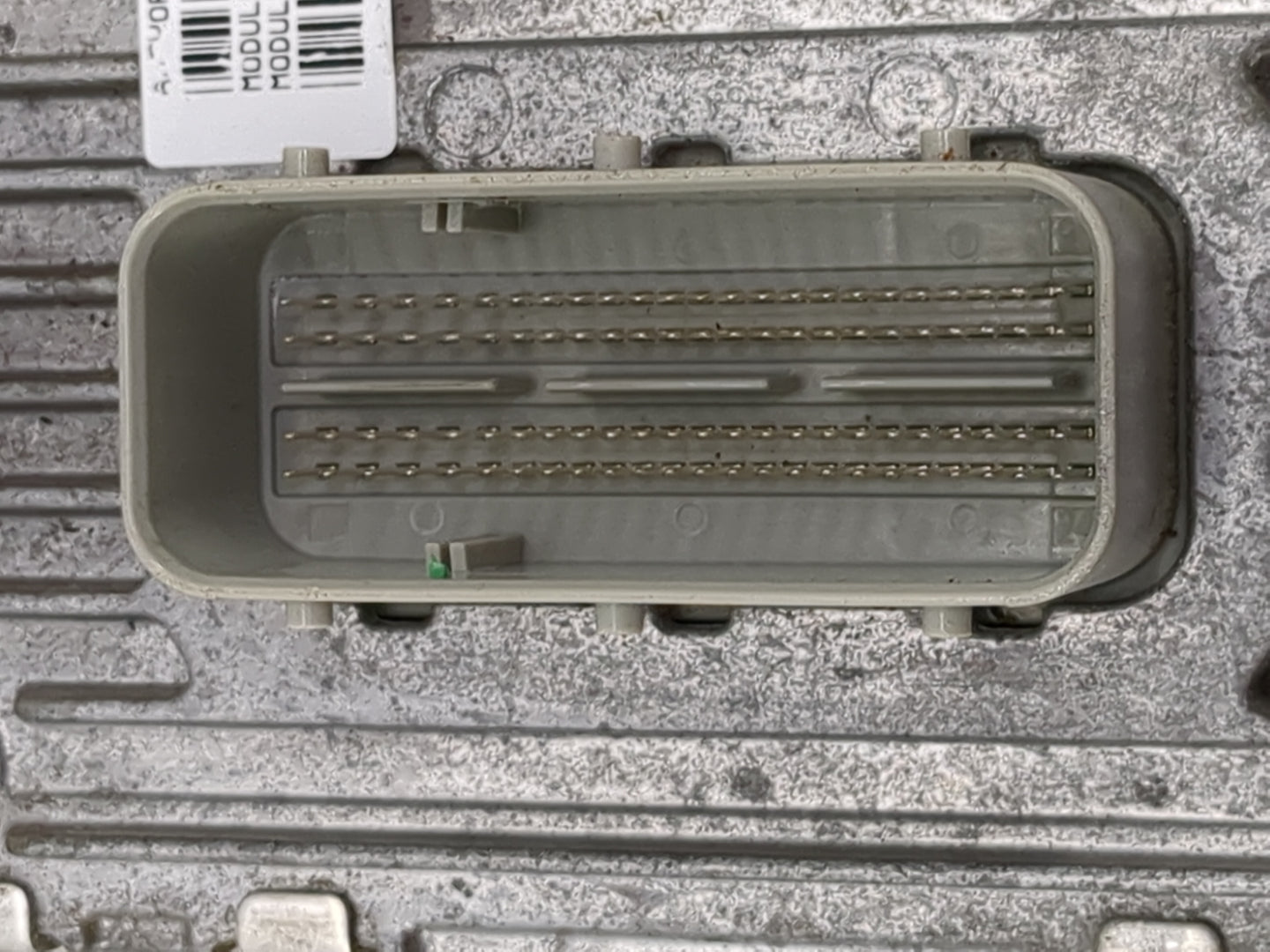 2015 Gmc Yukon Xl 1500 PCM Engine Control Computer ECU ECM PCU OEM P/N:P68330924AA Fits Fits 2014 2016 OEM Used Auto Parts -