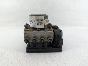 2015 Gmc Yukon Xl 1500 Anti-Lock Brake ABS Pump Module Actuator OEM P/N:23436045 Fits OEM Used Auto Parts - Oemusedautoparts