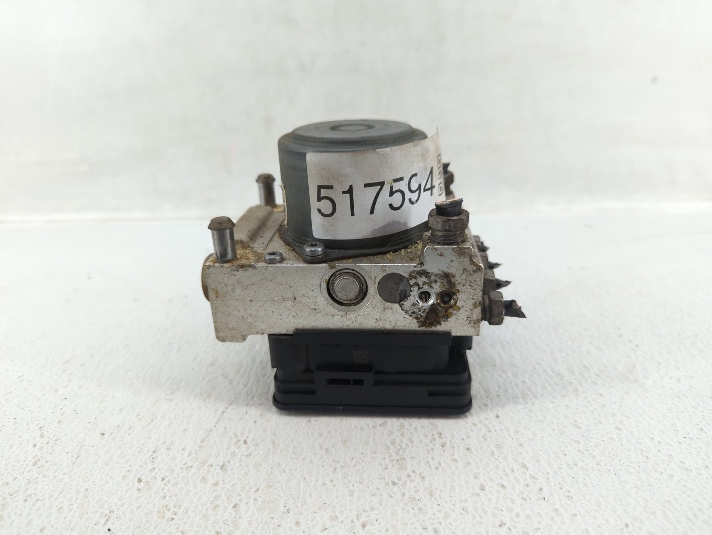 2015 Gmc Yukon Xl 1500 ABS Pump Control Module Replacement P/N:23436045 Fits OEM Used Auto Parts - Oemusedautoparts1.com