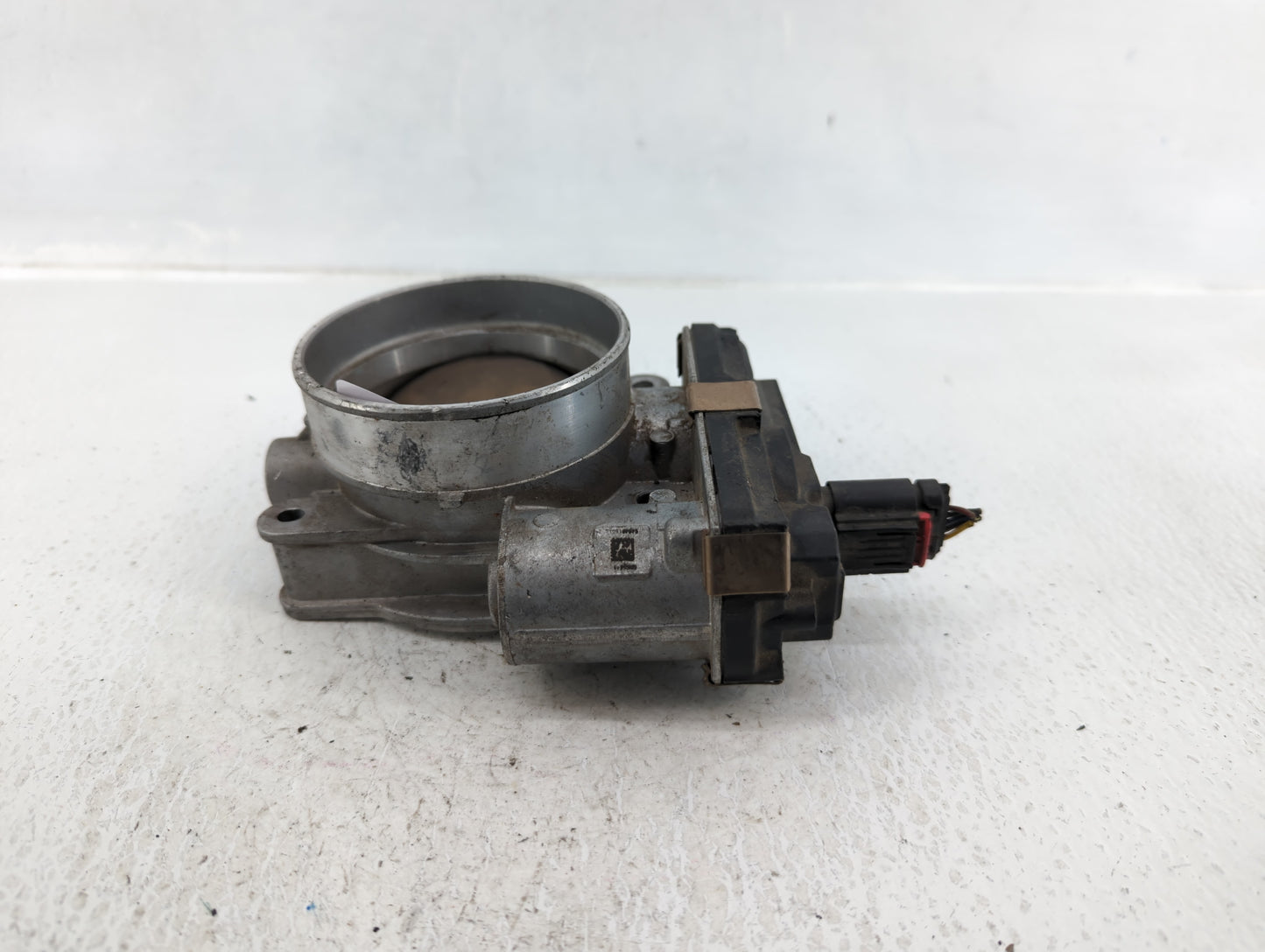 2015 Gmc Yukon Xl 1500 Throttle Body P/N:12617792 Fits Fits 2014 2016 2017 2018 2019 2020 2021 2022 OEM Used Auto Parts - Oe