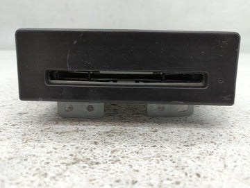 Gmc Yukon Xl 1500 Am Fm Cd Player Radio Receiver - Oemusedautoparts1.com