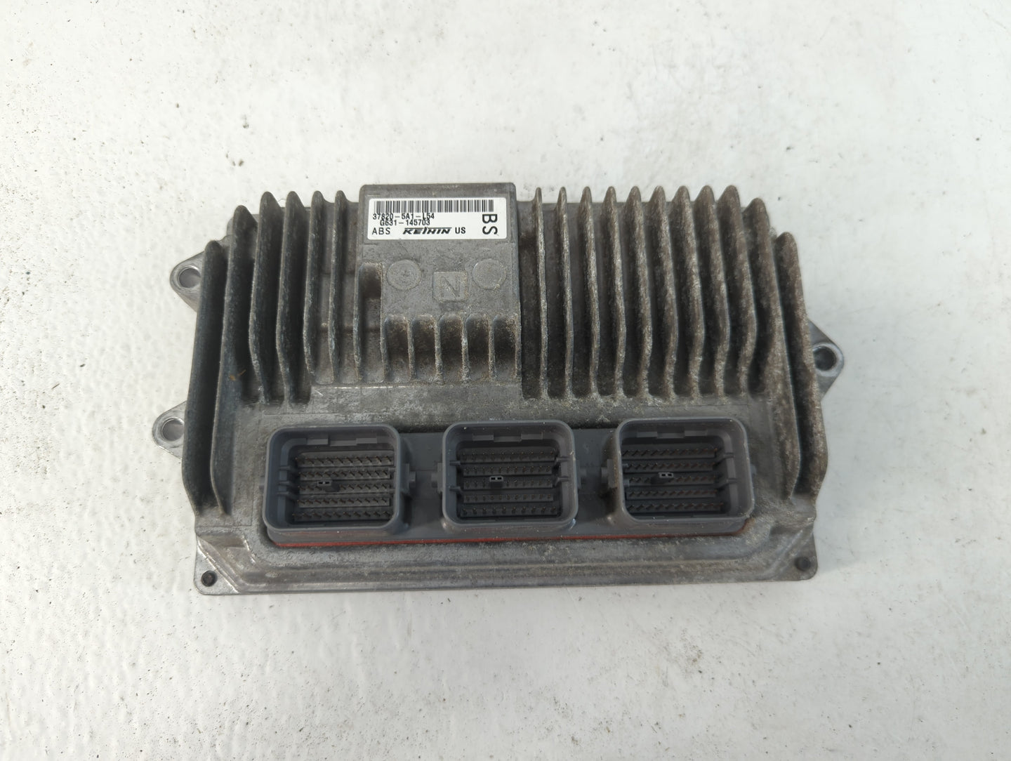 2015 Honda Accord PCM Engine Control Computer ECU ECM PCU OEM P/N:G631-145703 37820-5A1-L54 Fits OEM Used Auto Parts - Oemus