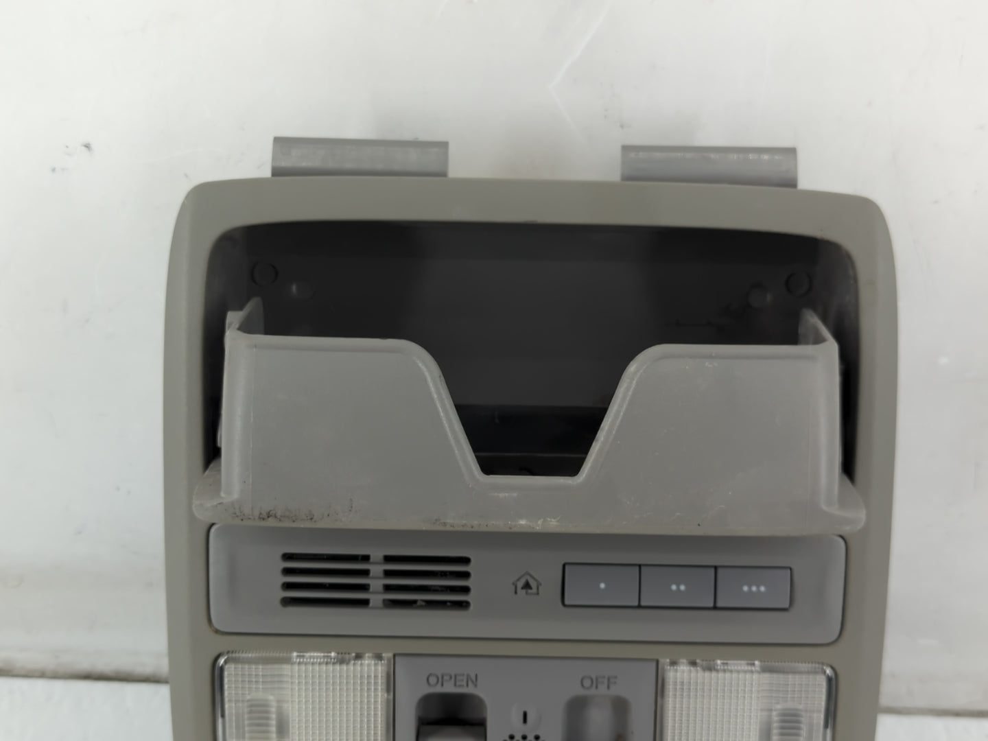2015 Honda Accord Overhead Roof Console 1093311 - Oemusedautoparts1.com