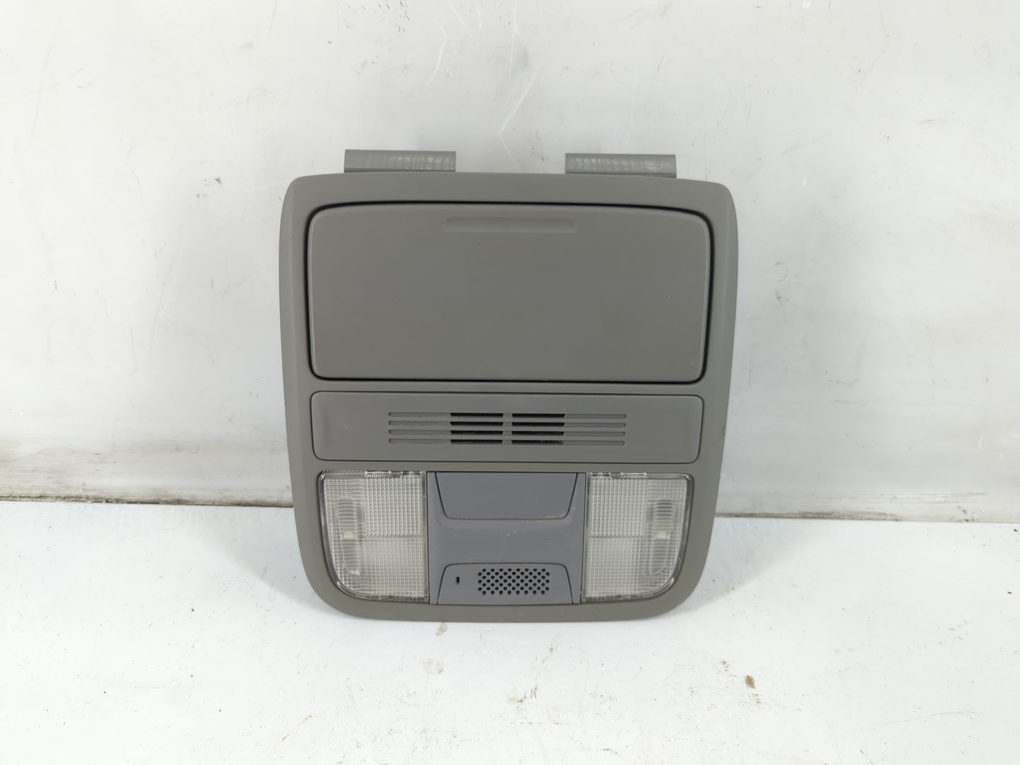 2015 Honda Accord Overhead Roof Console 1093346 - Oemusedautoparts1.com