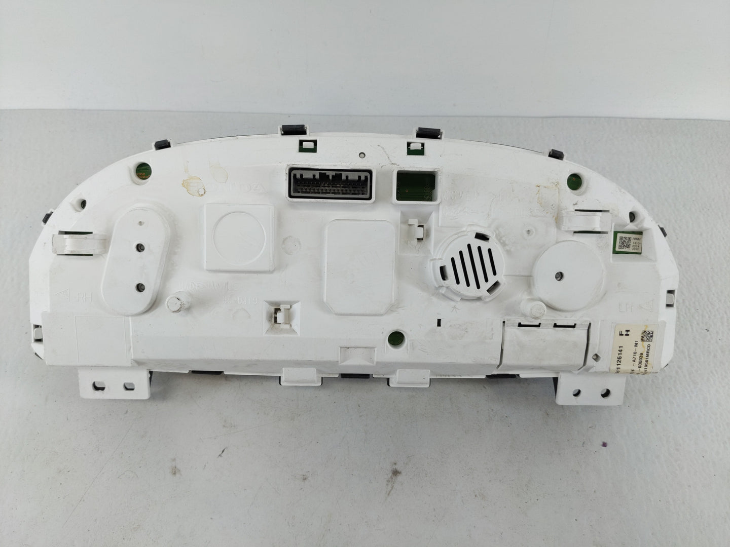 2015 Honda Accord Instrument Cluster Speedometer Gauges P/N:78100-T2F-A710-M1 Fits OEM Used Auto Parts - Oemusedautoparts1.c